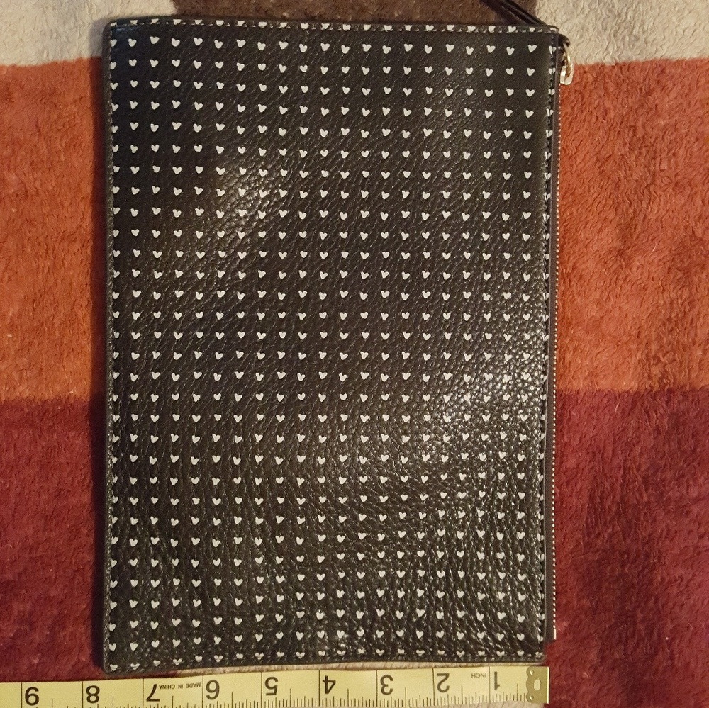 Fossil Large Pouch - image 2